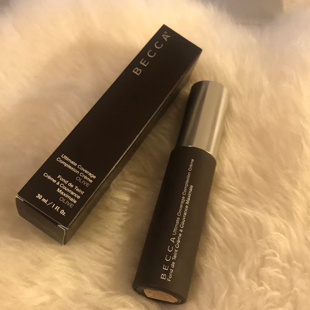 BECCA Ultimate Coverage Complexion Creme in Olive